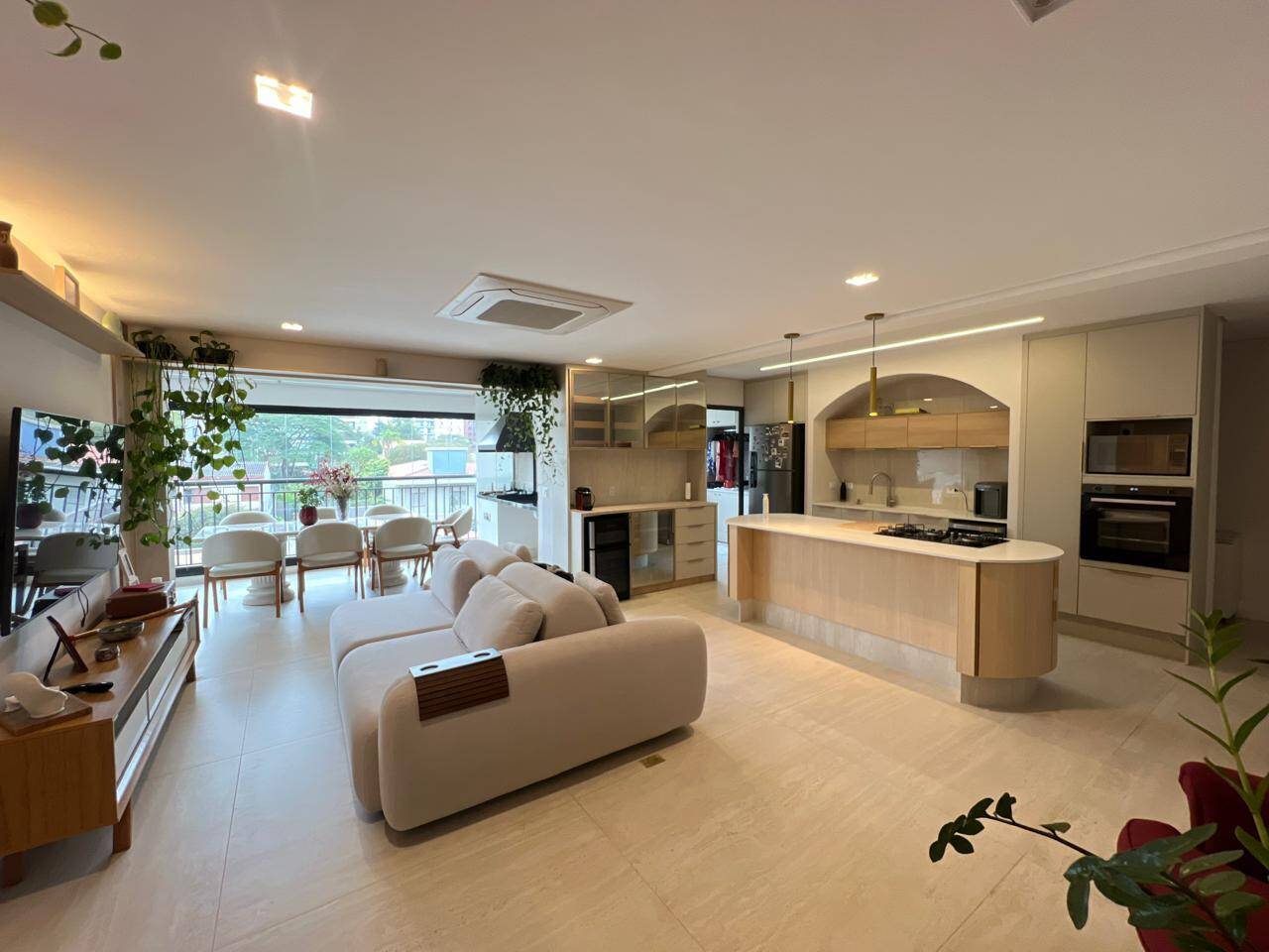 Apartamento, 2 quartos, 130 m² - Foto 1