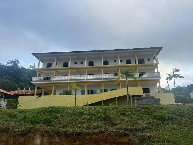 Sítio, 20 quartos, 22 hectares - Foto 1
