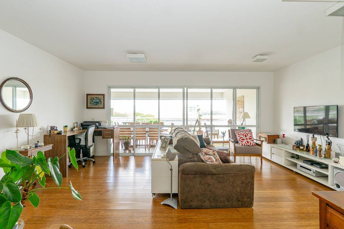 Apartamento, 3 quartos, 160 m² - Foto 1