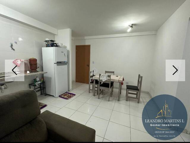 Apartamento para Venda em Embu das Artes - 2