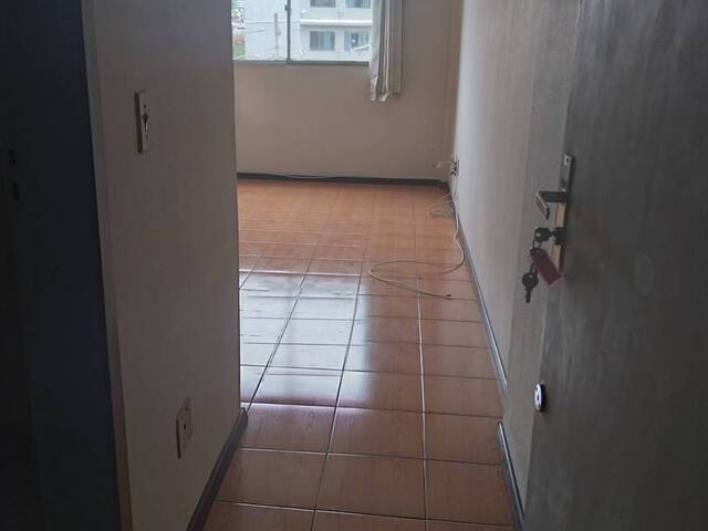 #589 - Apartamento para Venda em Volta Redonda - RJ - 3