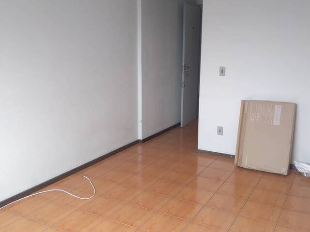 #589 - Apartamento para Venda em Volta Redonda - RJ - 1