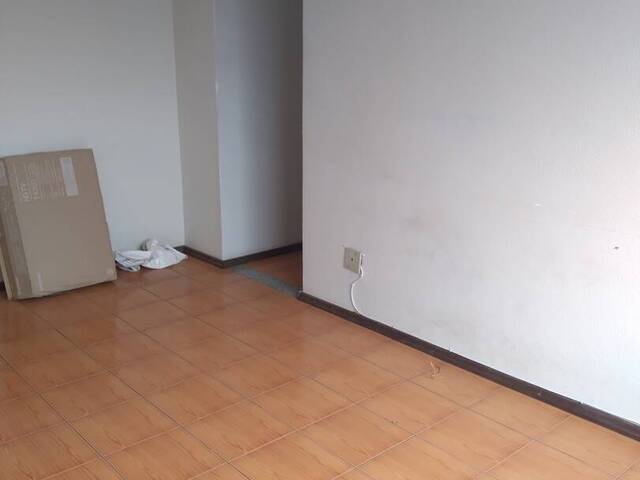 #589 - Apartamento para Venda em Volta Redonda - RJ - 2