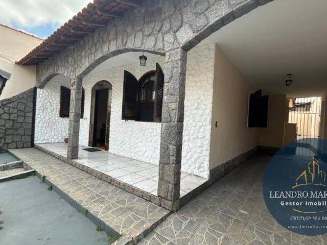 #594 - Casa para Venda em Volta Redonda - RJ