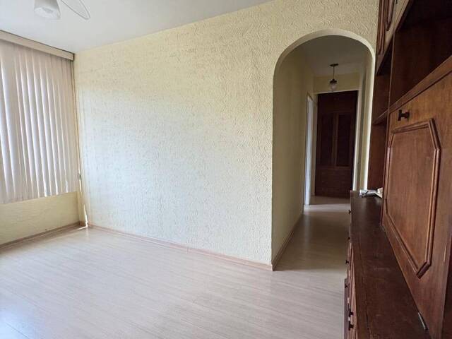 #615 - Apartamento para Venda em Volta Redonda - RJ