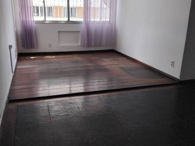 #752 - Apartamento para Locação em Volta Redonda - RJ