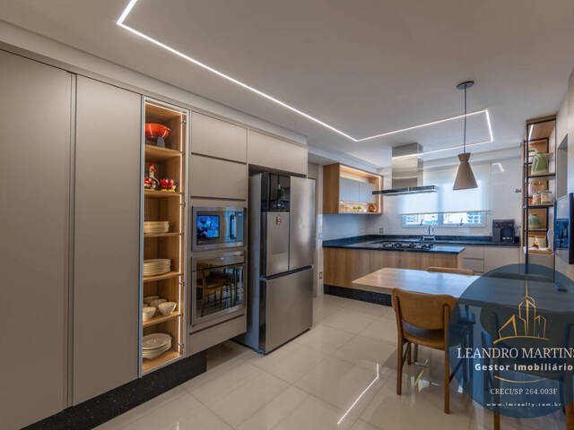 Apartamento, 3 quartos, 233 m² - Foto 11