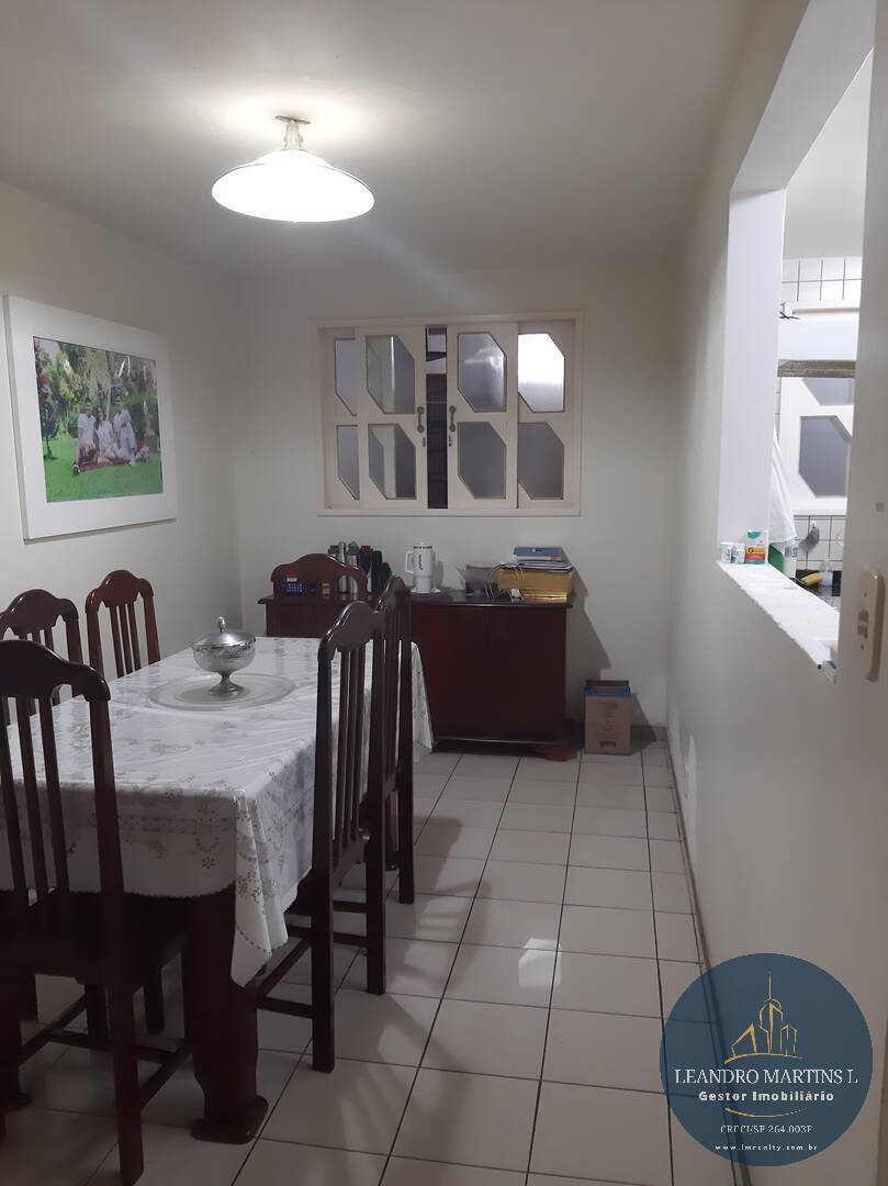 Casa à venda com 4 quartos, 198m² - Foto 7