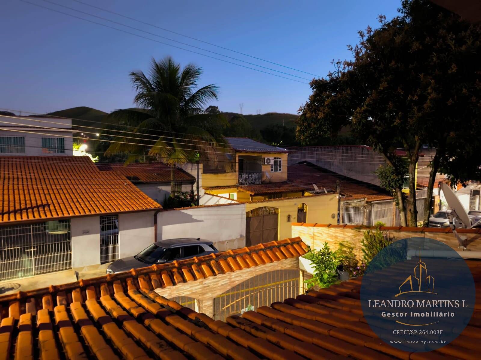 Casa à venda com 5 quartos, 143m² - Foto 25