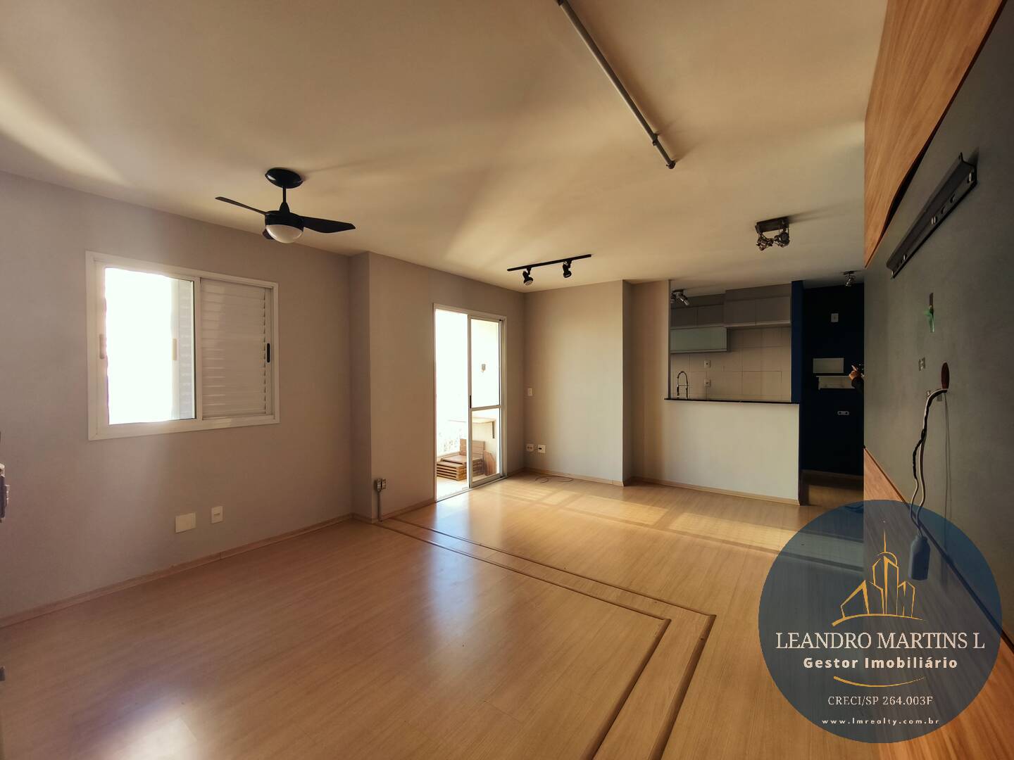 Apartamento para alugar com 1 quarto, 60m² - Foto 11