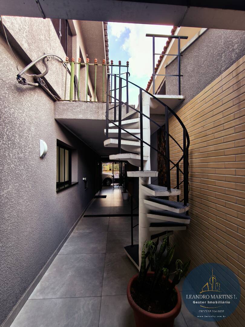Casa à venda com 7 quartos, 151m² - Foto 9