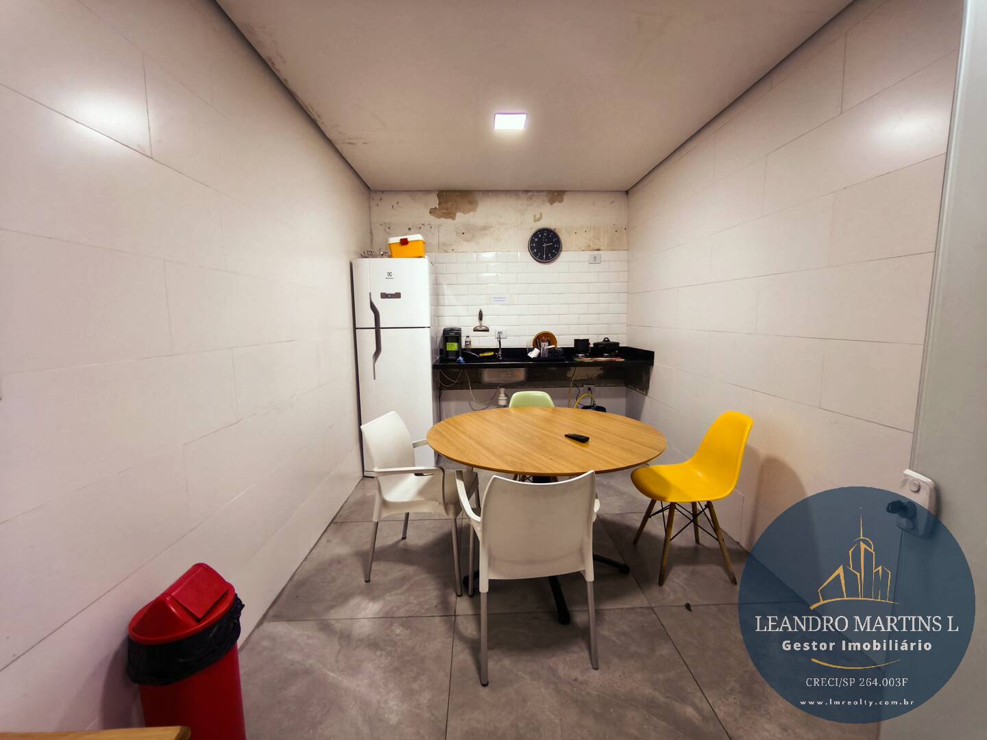 Casa à venda com 7 quartos, 151m² - Foto 24