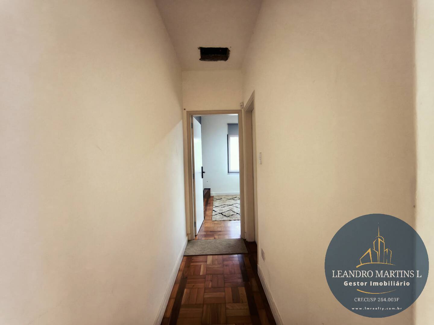 Casa à venda com 7 quartos, 151m² - Foto 28