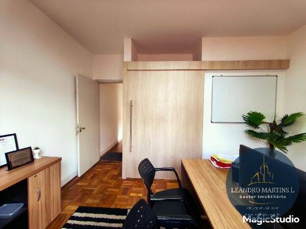 Casa à venda com 7 quartos, 151m² - Foto 39