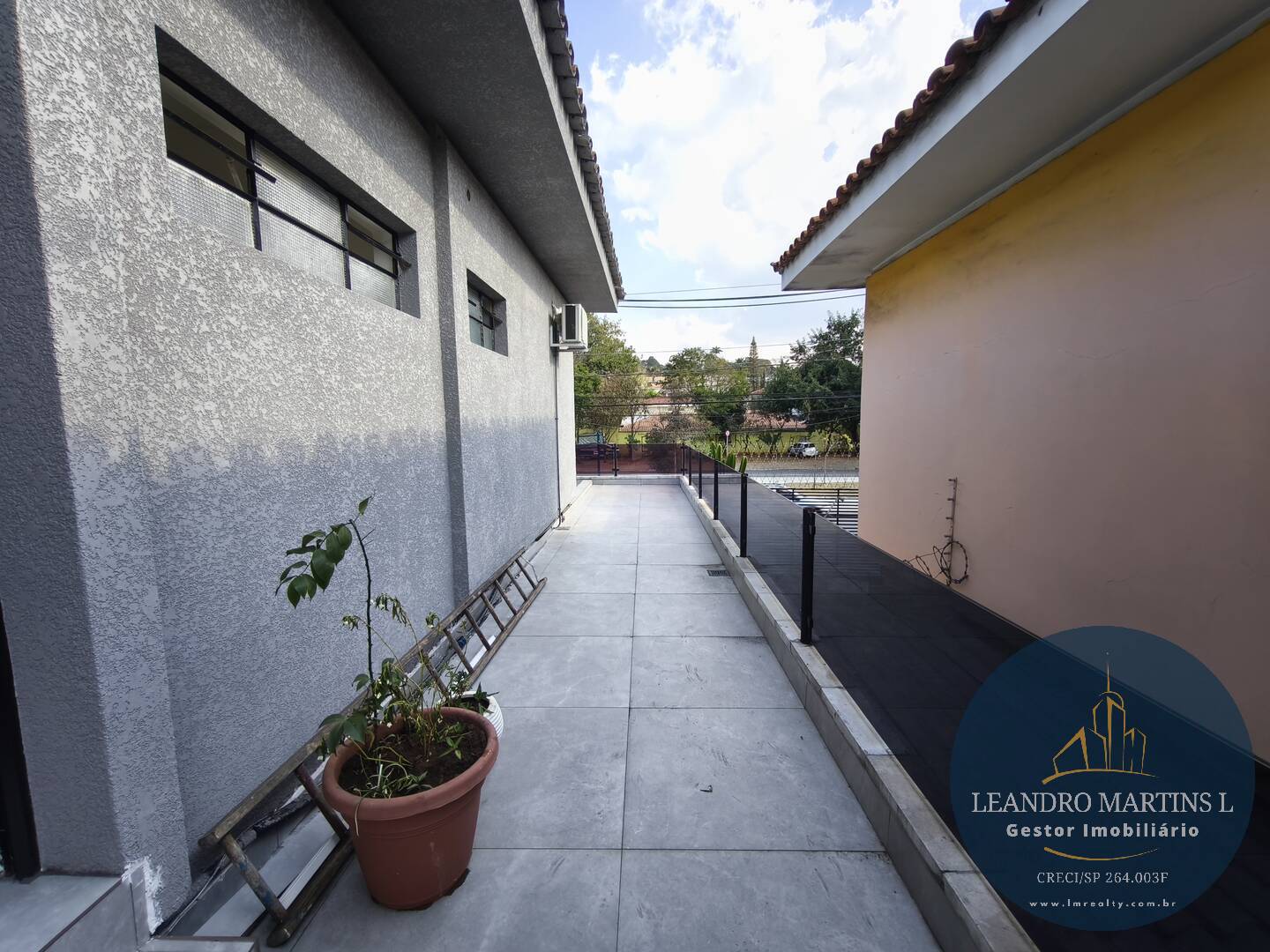 Casa à venda com 7 quartos, 151m² - Foto 40