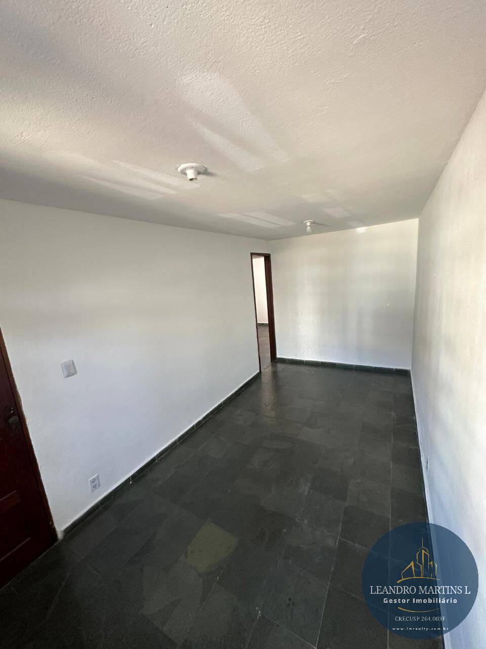 Casa à venda com 3 quartos, 150m² - Foto 3