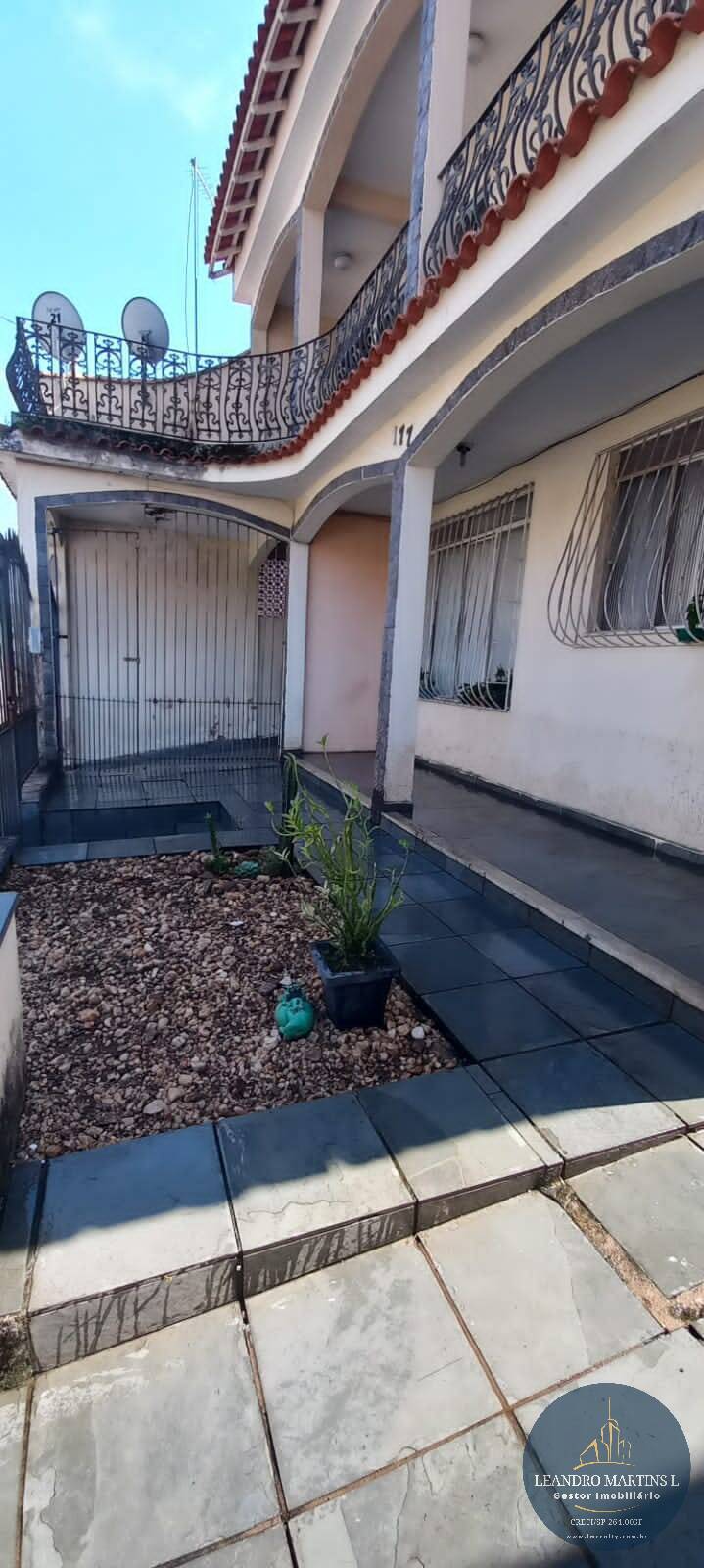 Casa, 3 quartos, 189 m² - Foto 2